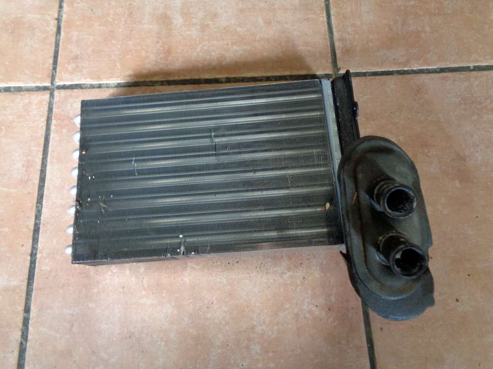 VW Golf 4 Wärmetauscher Heizungskühler 1H1819081A