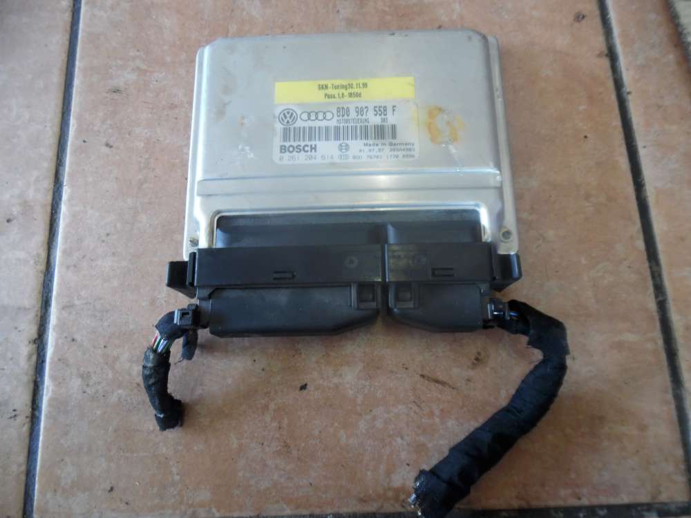 VW Passat 3B Motorsteuergerät Steuergerät Bosch 8D0907558F