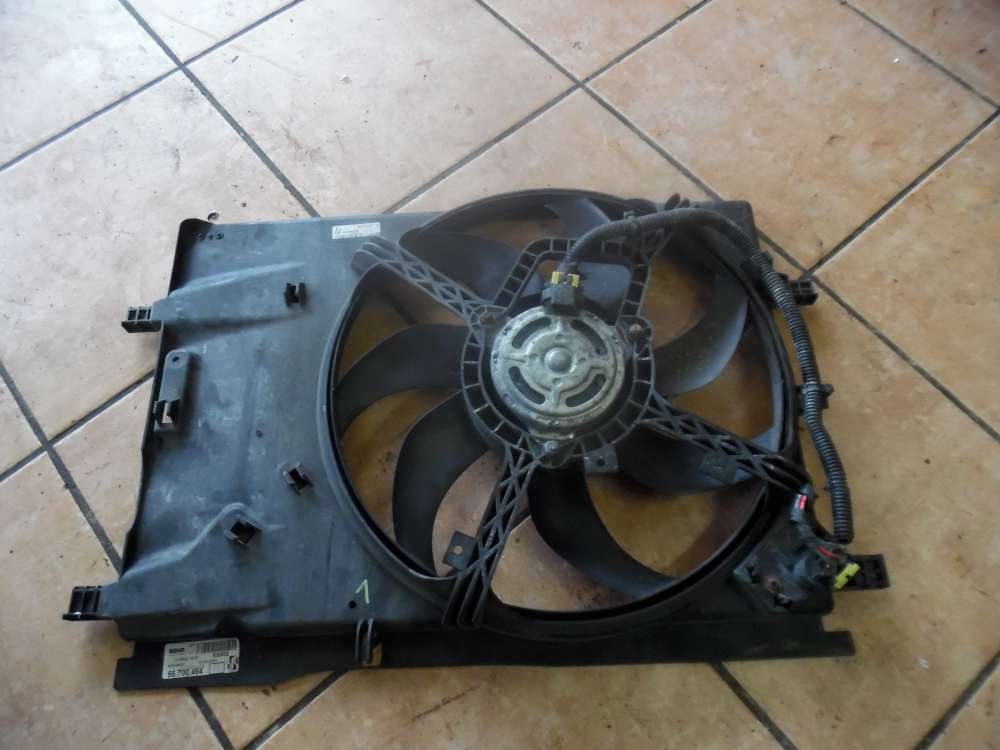 Fiat Punto 199 Bj:2006 Lüftermotor Kühlerlüfter Ventilator 55700464 55702179