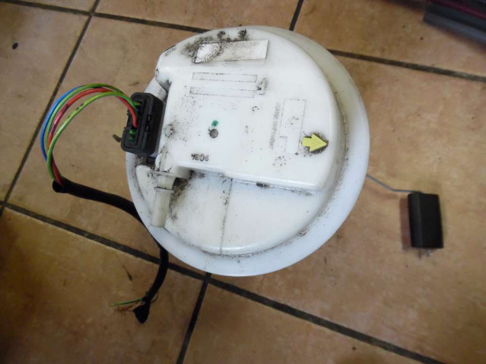 Peugeot 206 Kraftstoffpumpe Tankgeber