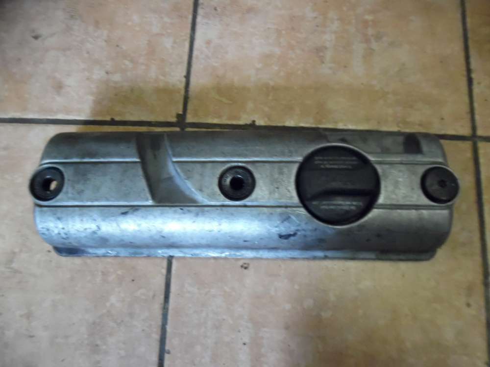 VW Polo Ventildeckel Ventil Deckel 030103475M