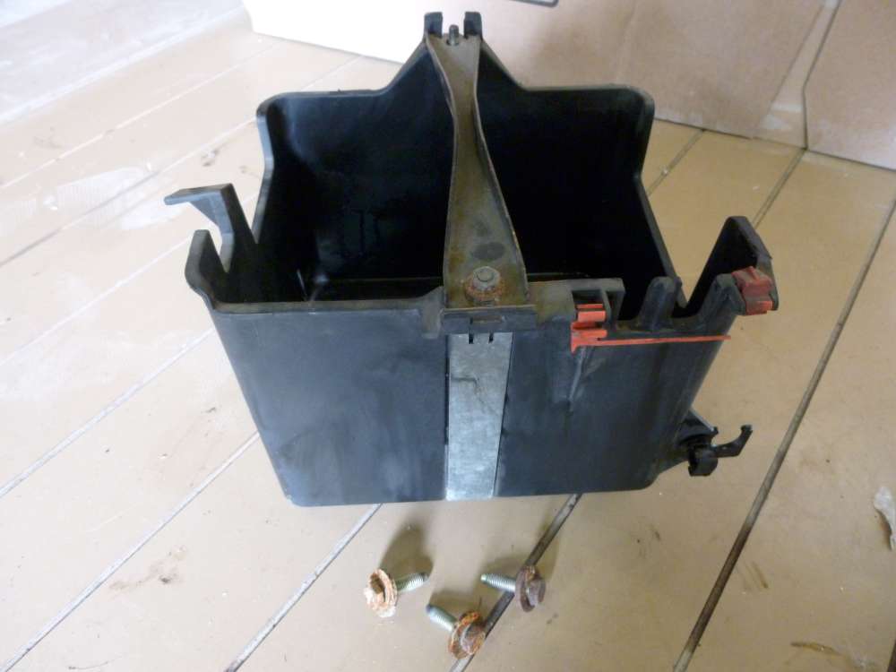 Ford Fiesta IV Batteriekasten 96FB-10723-AC