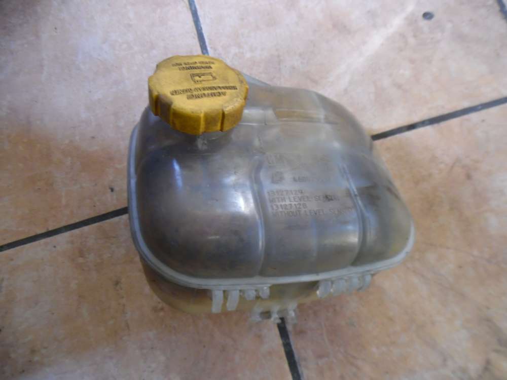 Opel Zafira B Kühlwasser Ausgleichsbehälter 13127129