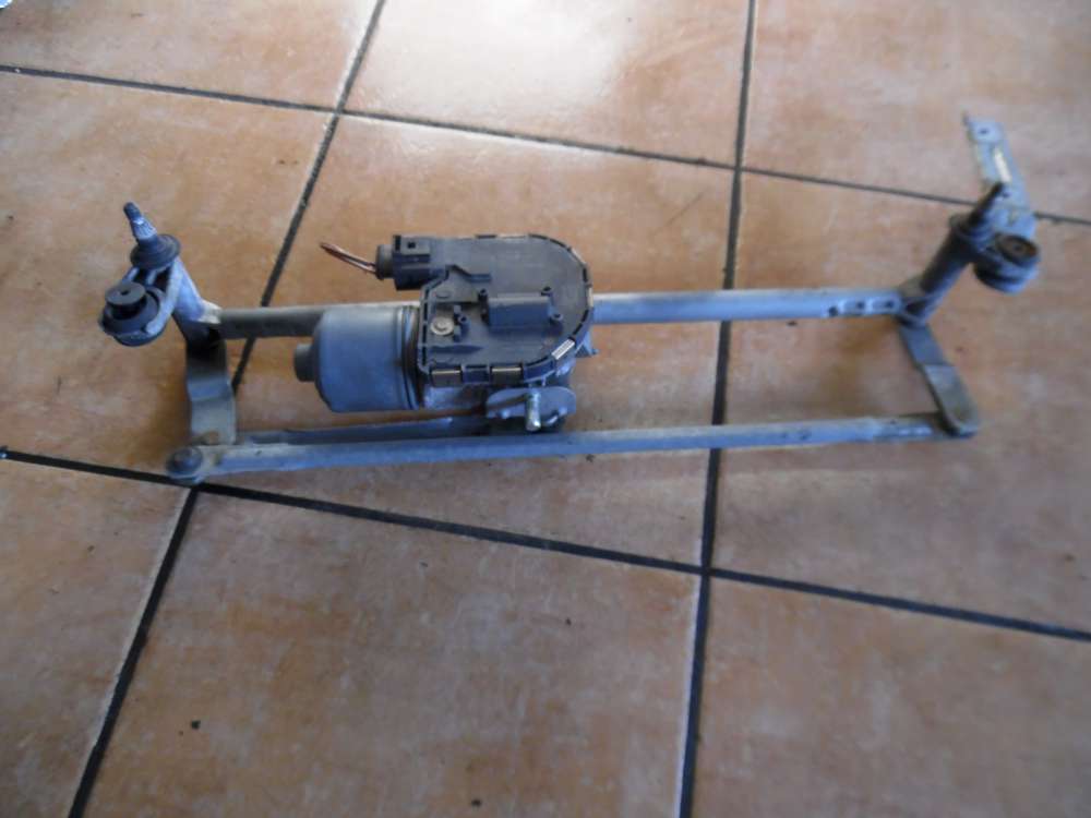 VW Golf 6 VI Wischermotor Wischergestänge Vorne 1K1955023E