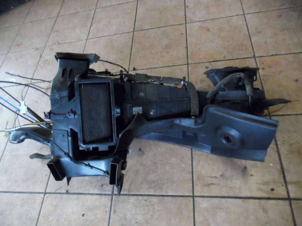 VW Golf 3 Gebläsekasten Heizung Heizkasten 1H1819003
