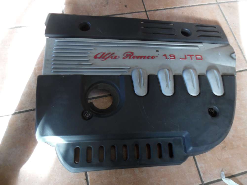 Alfa Romeo 156 Abdeckung Motor 46480339
