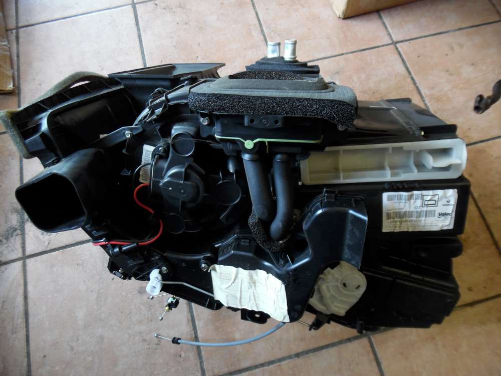 Renault Twingo II Heizungskühler Gebläsekasten 8200365189