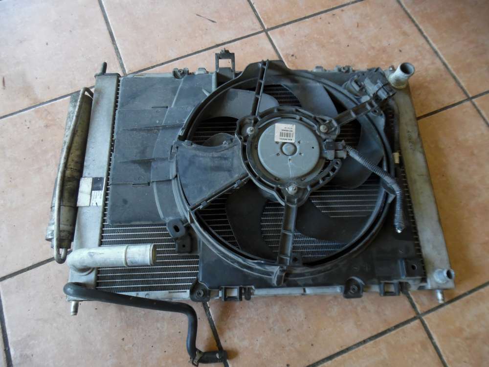 Nissan Micra K12 Lüftermotor Kühlerlüfter mit Wasserkühler 21481AX610 21400-AX601
