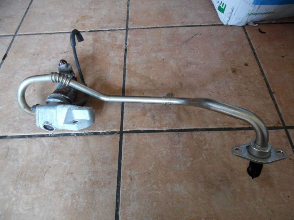 VW Polo 9N AGR Ventil Abgasrückführungsventil mit Rohr 030131818