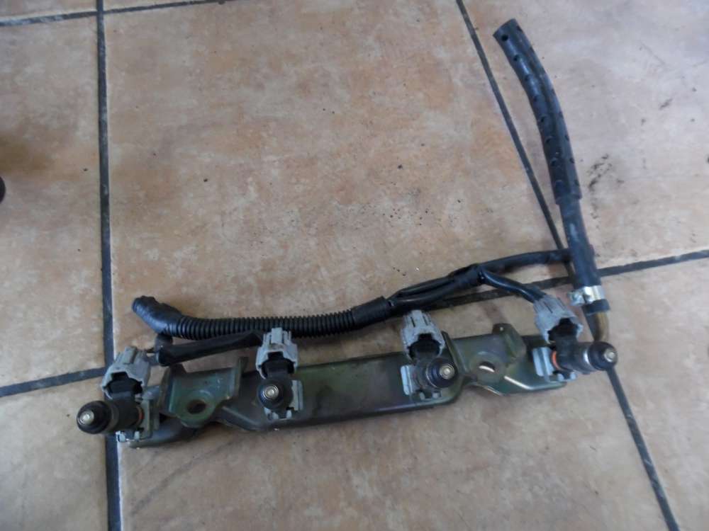 Nissan Micra K12 Einspritzleiste Einspritzd?sen 16600AX200