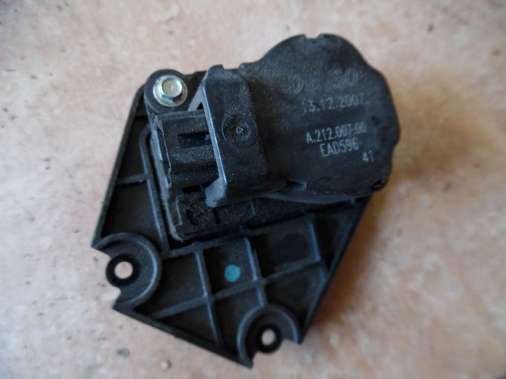 OPEL Corsa D Stellmotor Heizung Klima Denso A21200700 / EAD596 (2)
