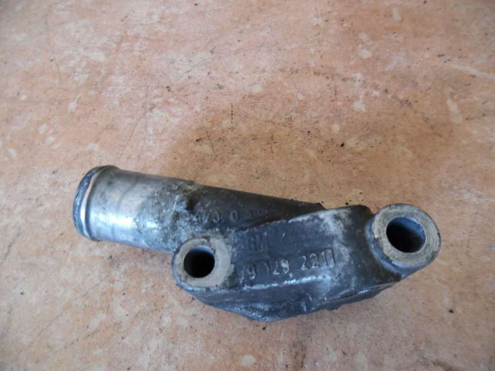 Opel Vectra B Kühlwasserflansch 9129221