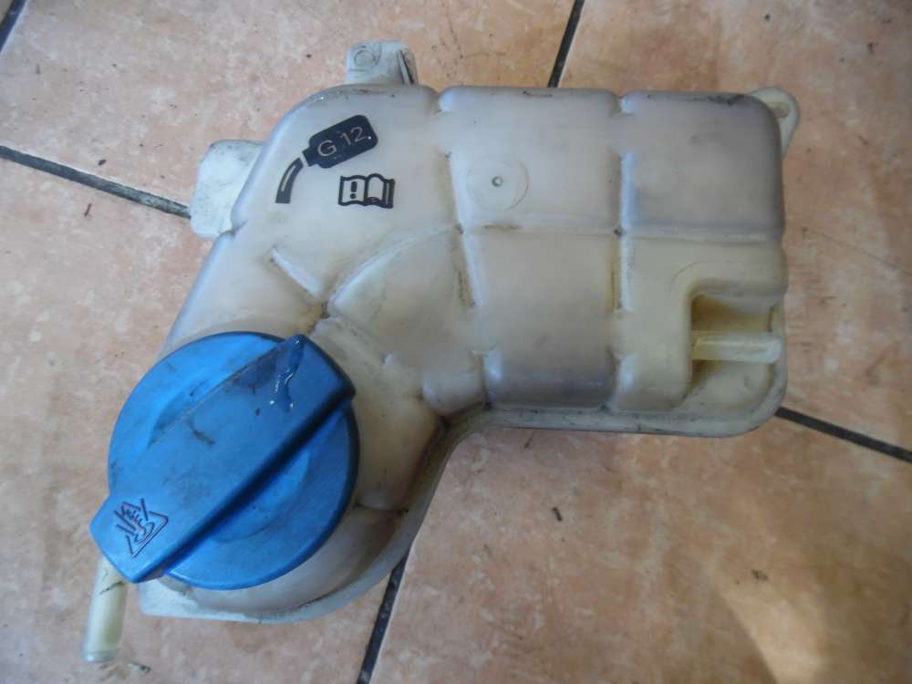 Audi A6 4B Kühlwasser Ausgleichsbehälter 8E0121403