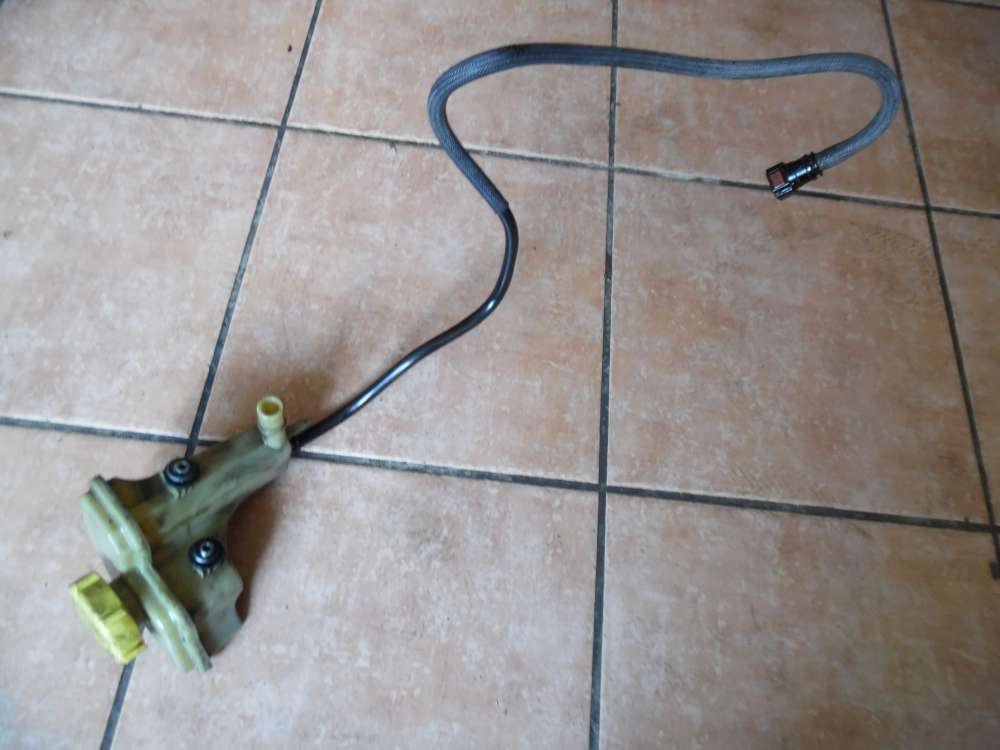 Ford Fiesta V Ausgleichsbehälter mit Schlauch 2S6C3531BC