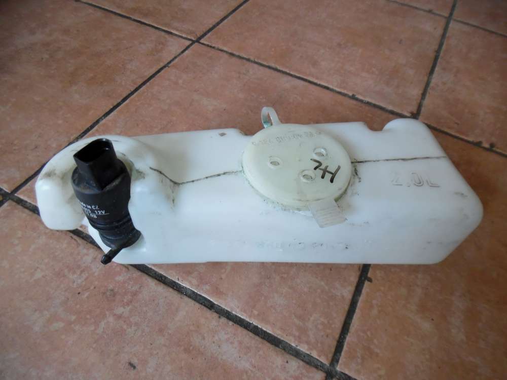 Mercedes-Benz C-Klasse W202 Scheibenwaschbehälter mit pumpe Hinten 2028690220