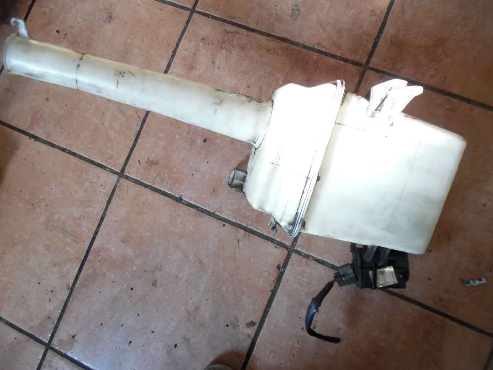 Hyundai Santa Fe Waschwasserbehälter mit Waschwasserpumpe 98610-26000