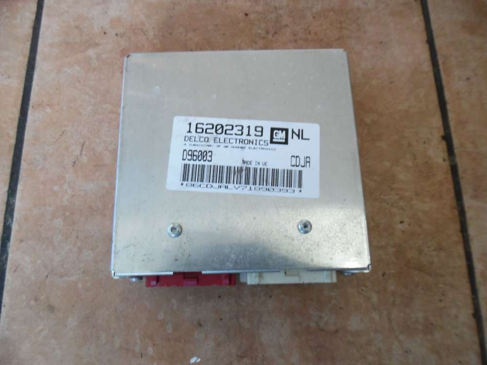 Opel Vectra B Motorsteuergerät 16202319 / D96003 / CDJA