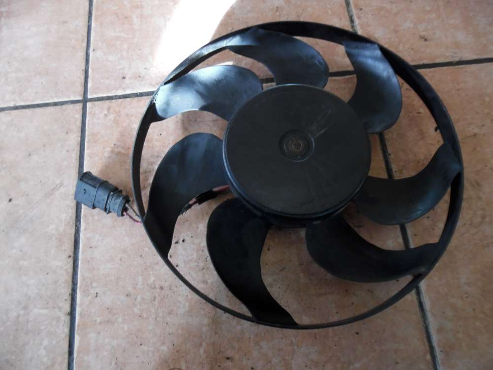 VW Passat 3C Lüftermotor Kühlerlüfter