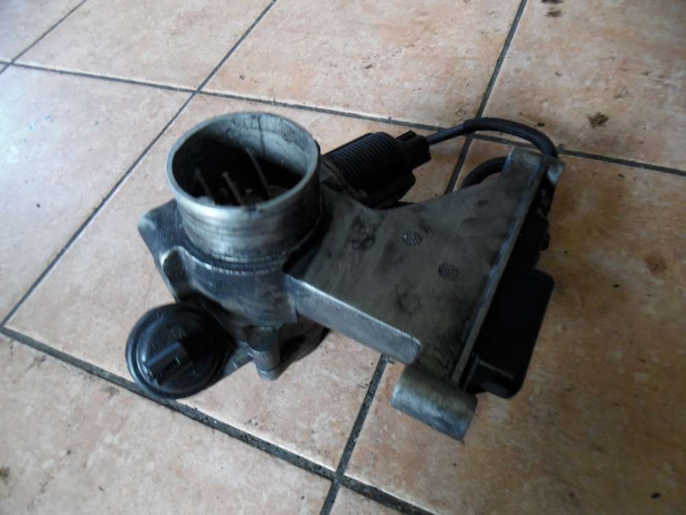 Renault Espace IV 2,2DCI Drosselklappe 8200056350
