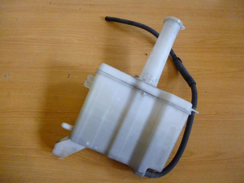 Mazda 626 Ausgleichsbehälter Kühlwasser 823021-110