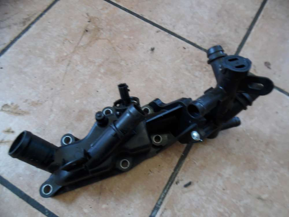 Renault Clio Megane III Thermostat Gehäusethermostat 110608635R