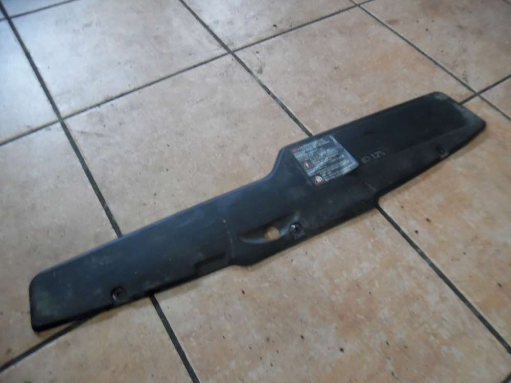 VW Golf III / IV Cabrio Abdeckung Kühlerabdeckung Oben 1HM121343