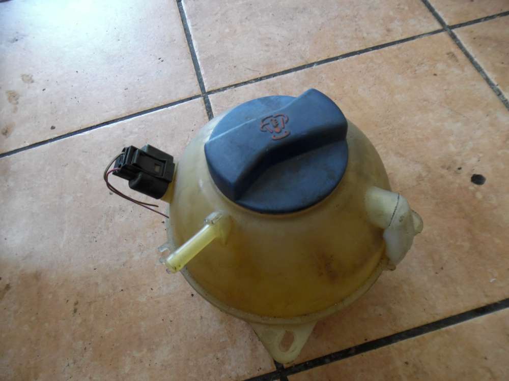 VW Golf IV Ausgleichsbehälter Kühlwasser 1J0121403