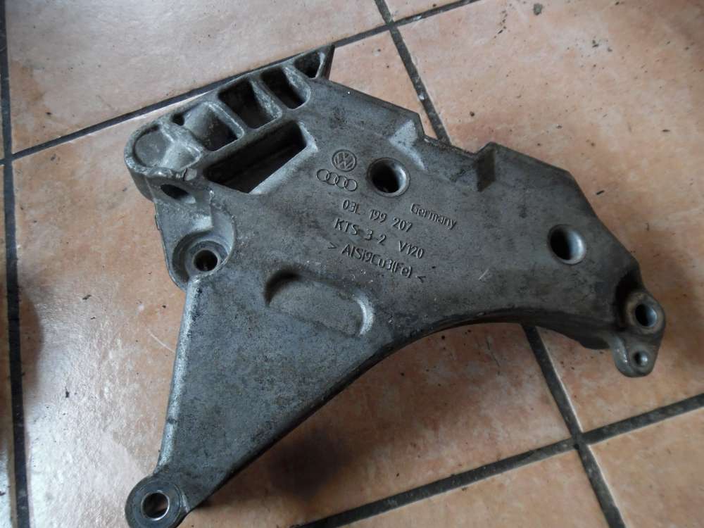 VW Tiguan 2,0 TDI Motorhalter Mototrstütze Rechts 03L199207
