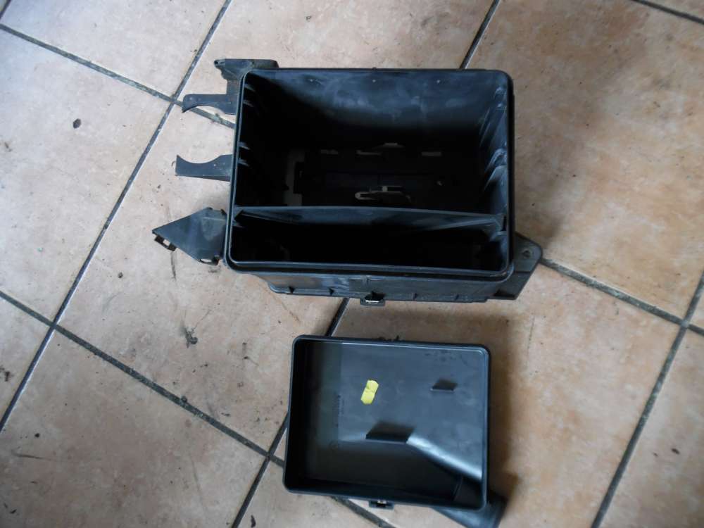 Volvo 850 Abdeckung Kasten für Motorsteuergerät 1928403573