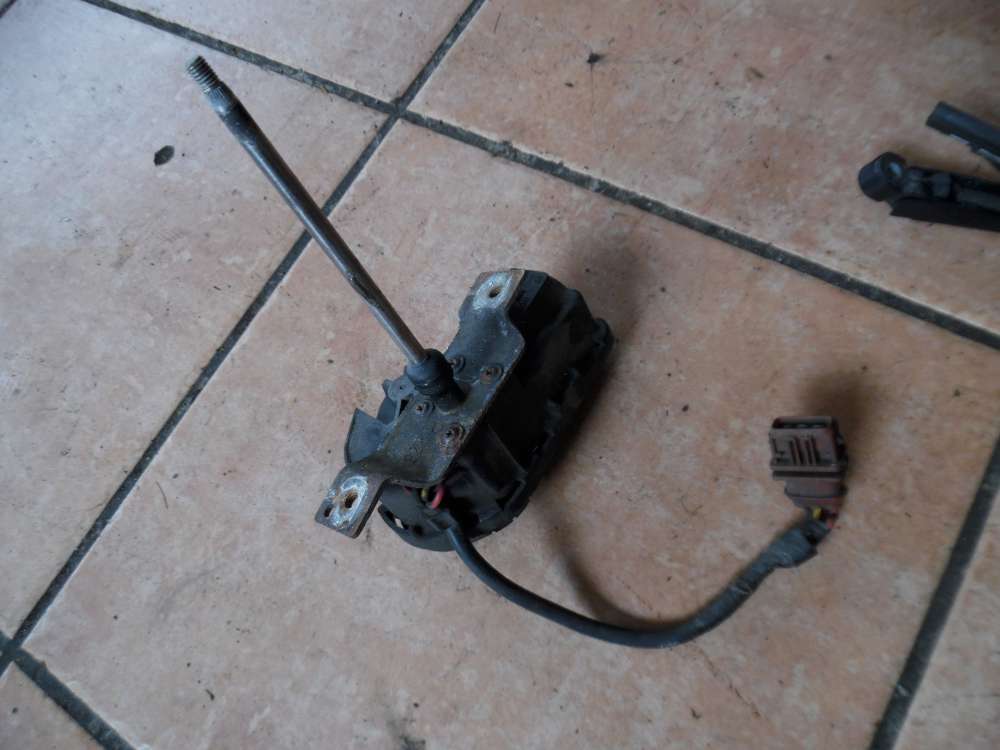 Volvo 850 Wischermotor Scheinwerfer Links