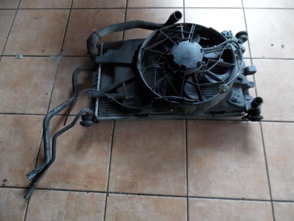 Ford Focus I Kühlerlüfter Lüftermotor Wasserkühler 2S418C607