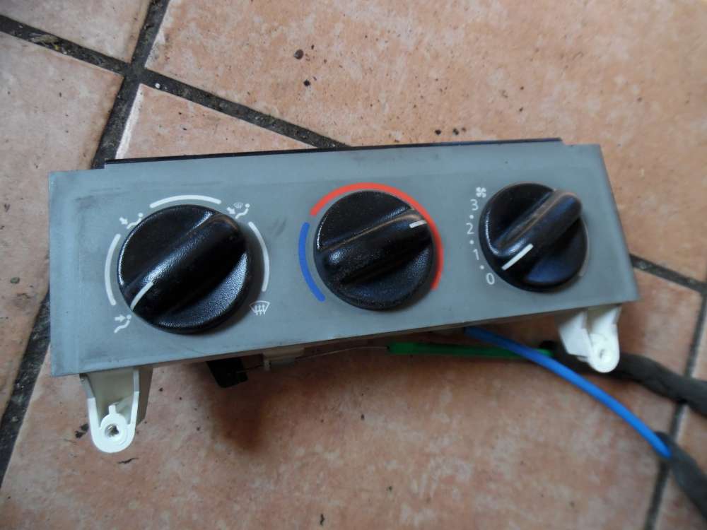 Renault Kangoo FC Bedienelement Heizung Klimabedienteil 9041701917