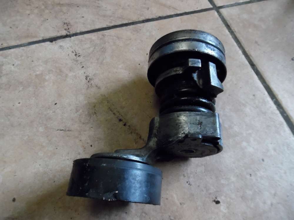 VW Polo 9N 1,2 Spannrolle Keilriemen 03E903133