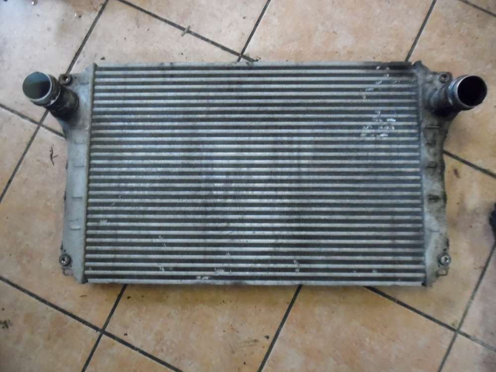 Toyota Corolla Verso 2,2d Ladeluftkühler JD127100-2220