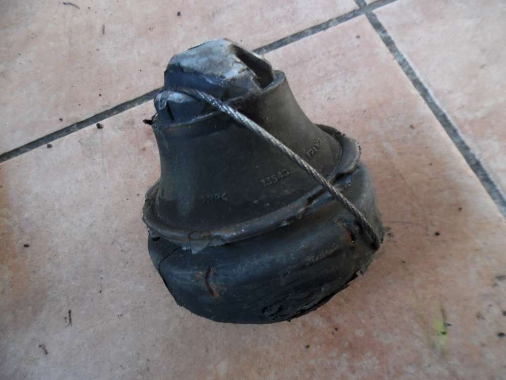 Volvo V70 II Gummilager Motorhalterung Hinten 9495551