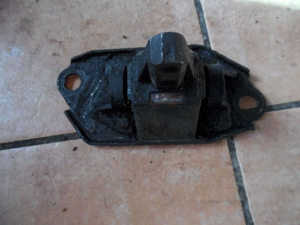 Volvo V70 II Motorhalter Motorlager Rechts 9492872