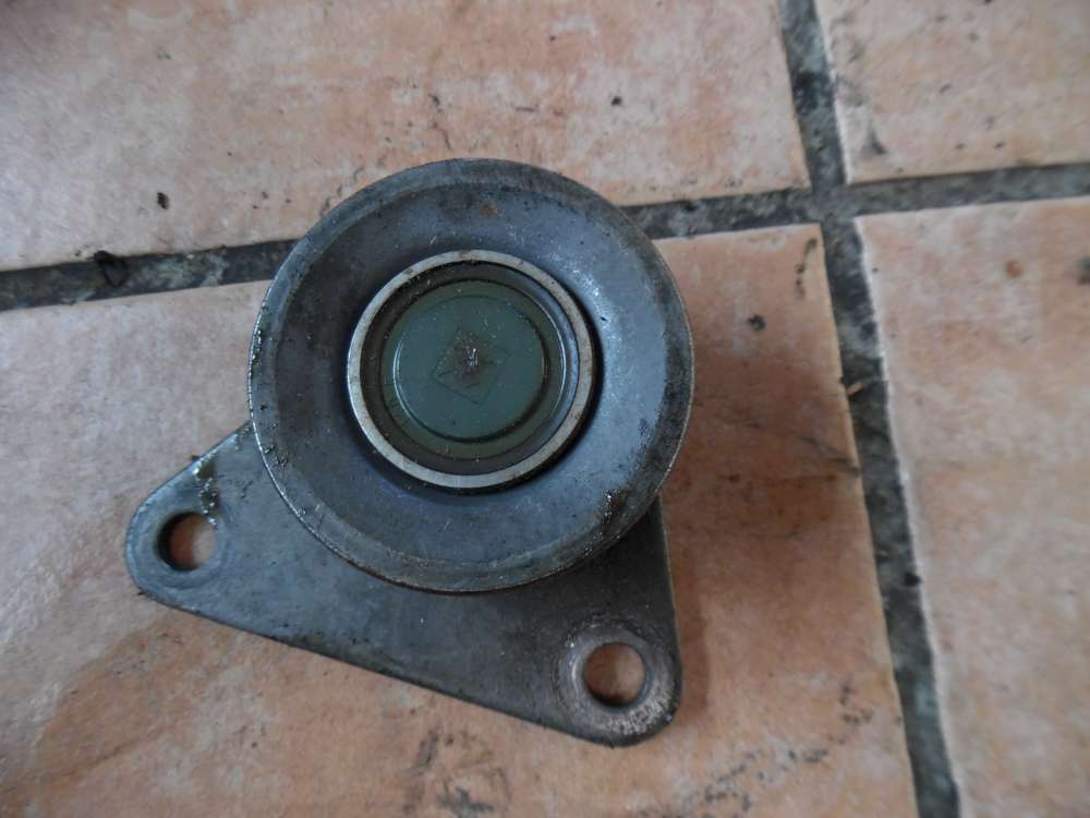 Volvo V70 II Riemenspanner Spannrolle
