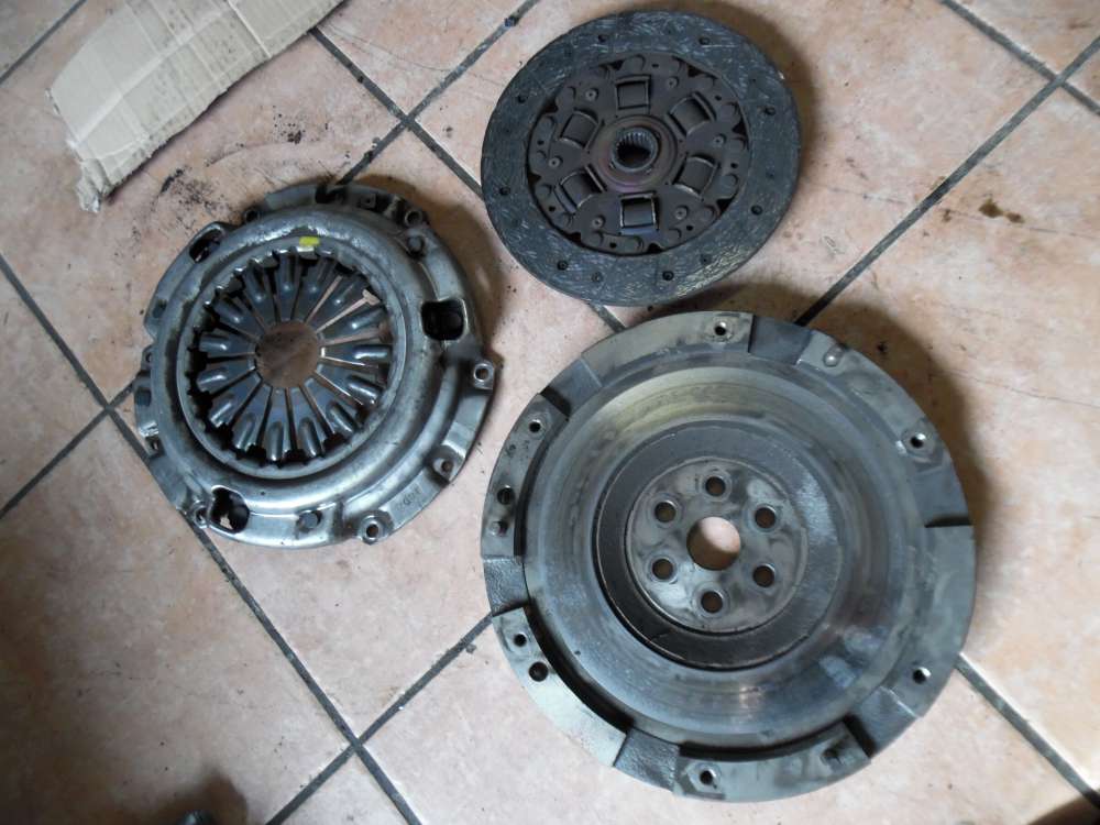 Mazda 6 GG 2,3L Kupplungssatz Schwungrad L327