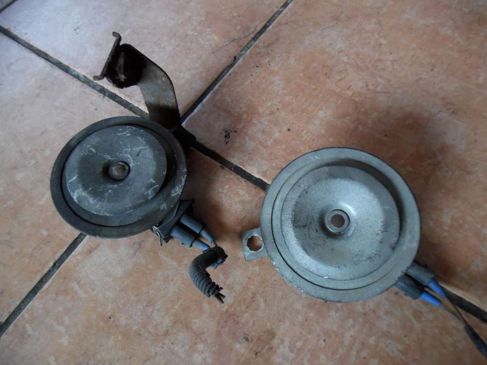 VW Golf IV Signalhörner Hupen