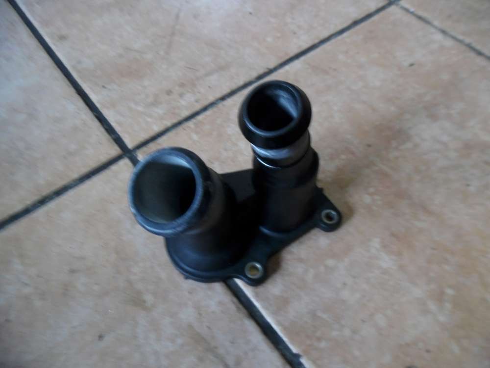 Mazda 2 DY Thermostatgehäuse 2S6G-9K478-BA