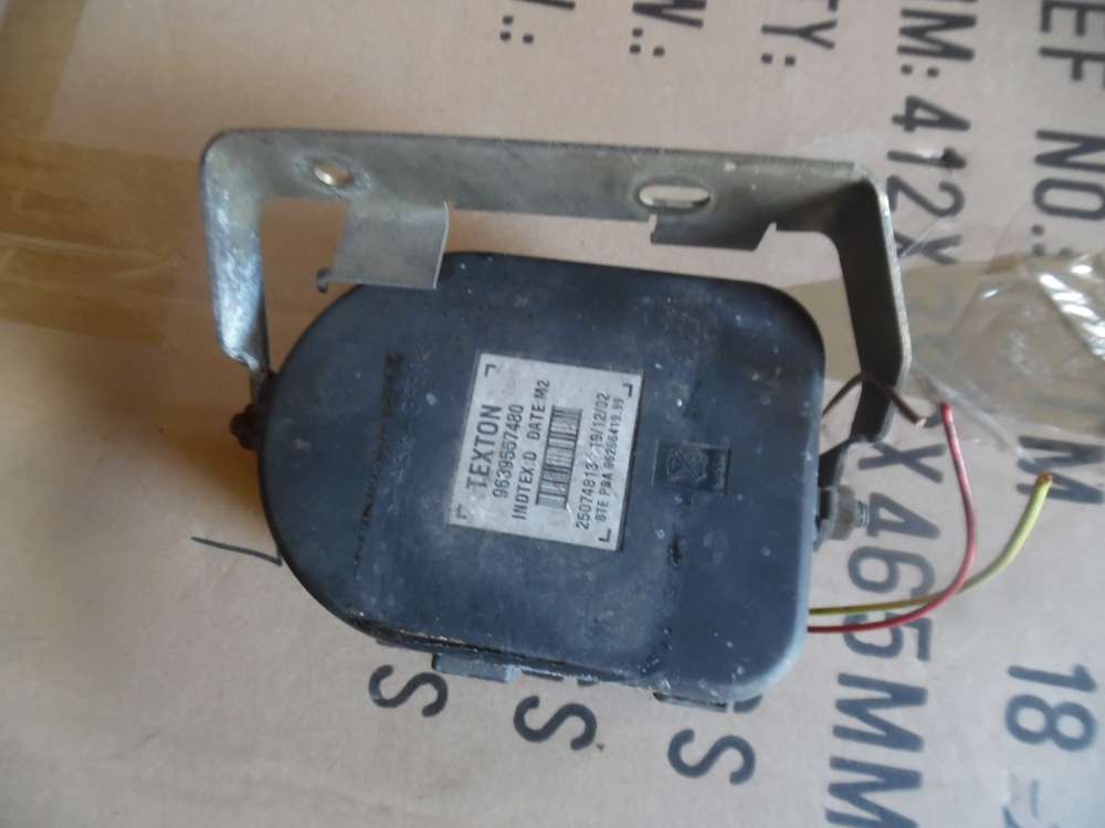 Peugeot 307 Hupe Alarmhupe 9639557480