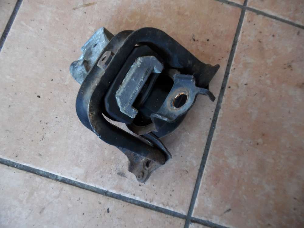 Toyota Yaris Verso 1.5 Motorlager Motorhalter Rechts