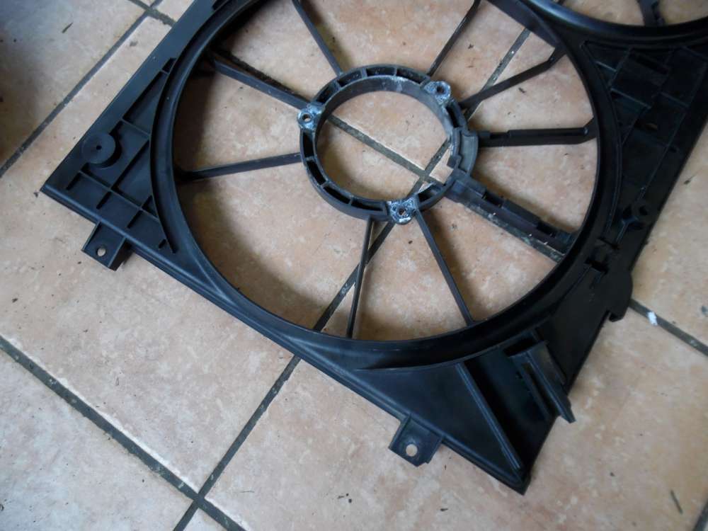 VW Audi Seat Gebläsegehäuse Kühlerlüfter 1K0121207