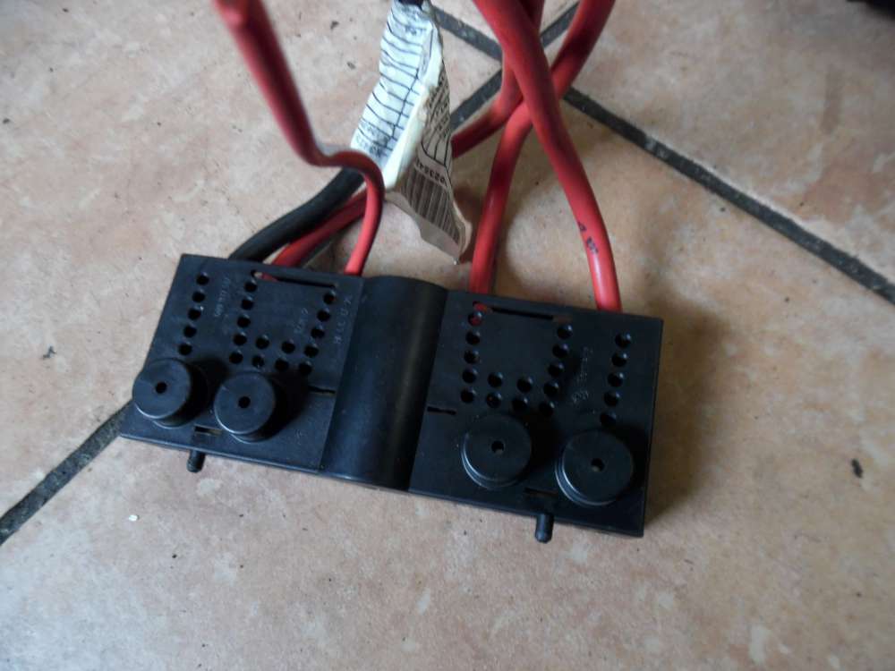 Seat Ibiza 6L Sicherungskasten Batterie 6Q0973374