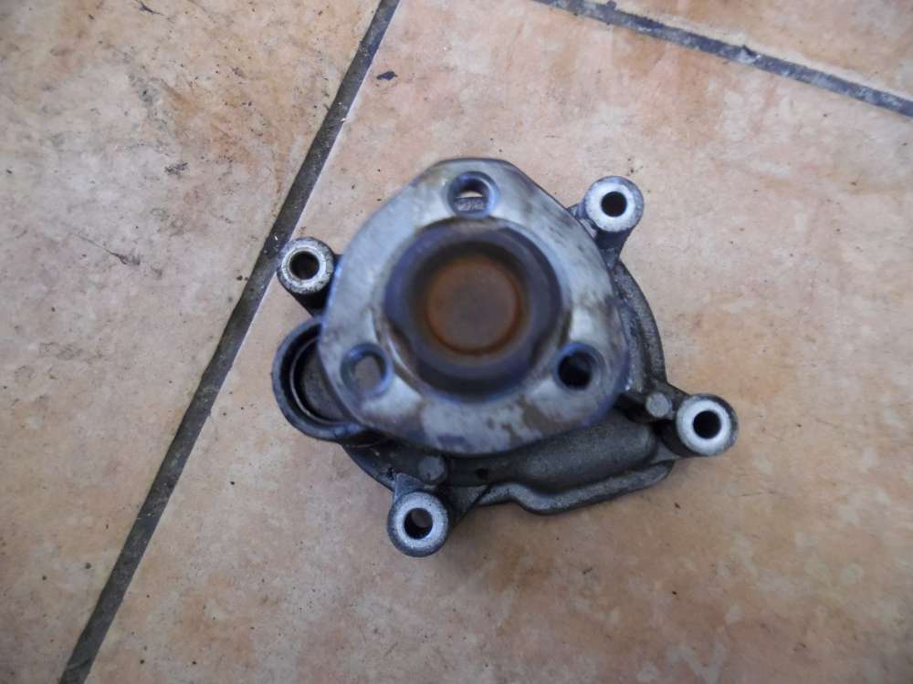 VW Golf V 1,4L Wasserpumpe 03C121005