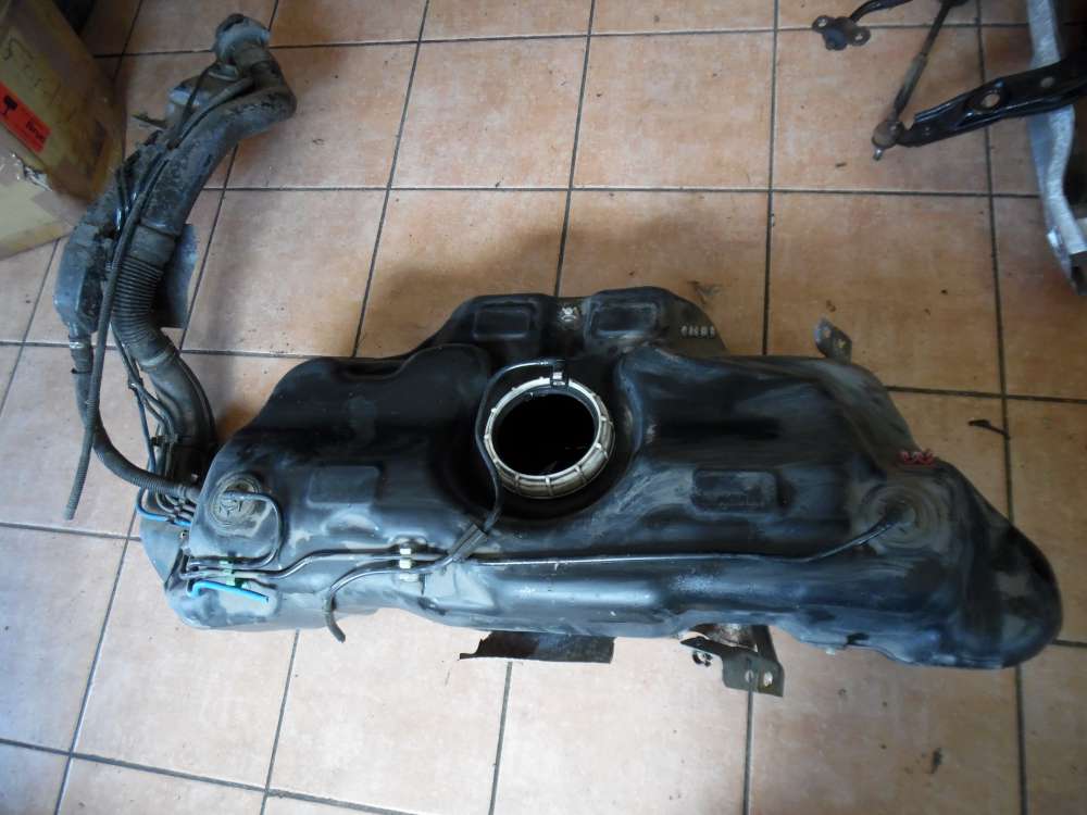 Fiat Punto 188 1,2L Kraftstofftank Einf?llstutzen 46543484