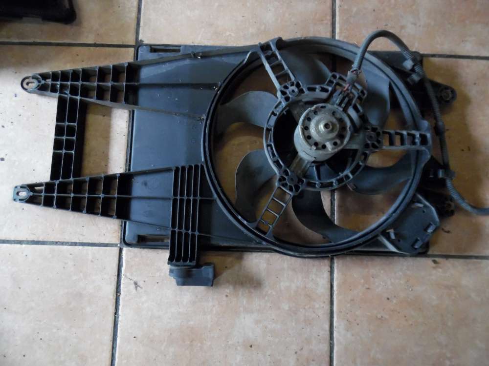 Fiat Punto 188 Elektromotor Kühlerlüfter