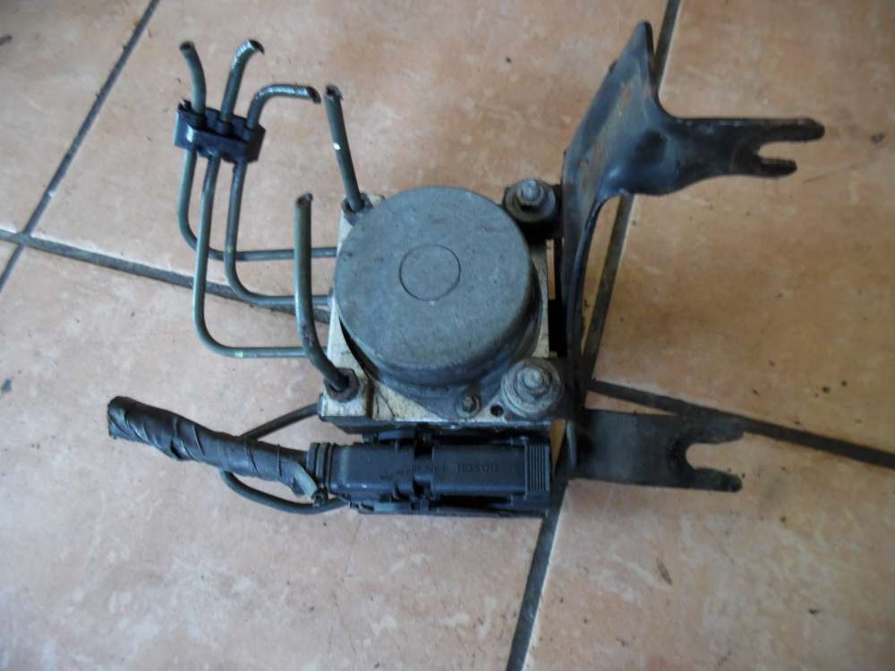 Nissan Micra K12 ABS Steuergerät Hydraulikblock 68528G1134