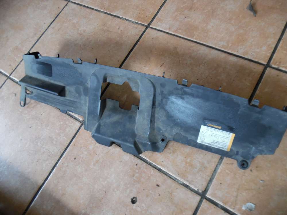 Ford Focus I Abdeckung Kühleroberer 2M51-16613