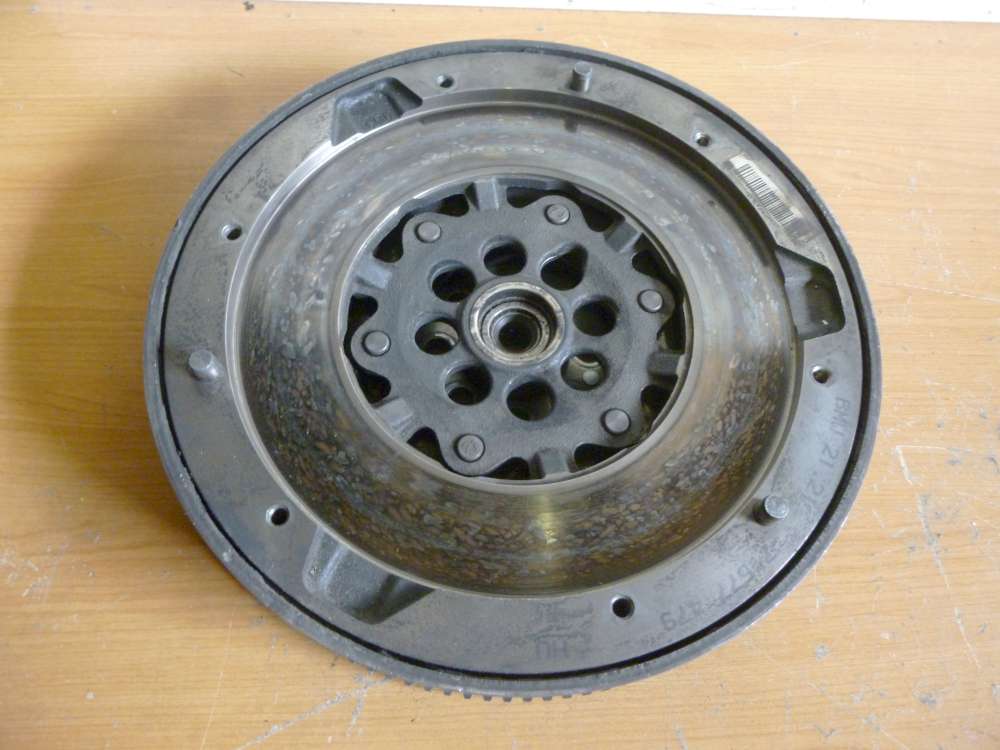 BMW E87 E90 Schwungrad Zweimassenschwungrad 7577479